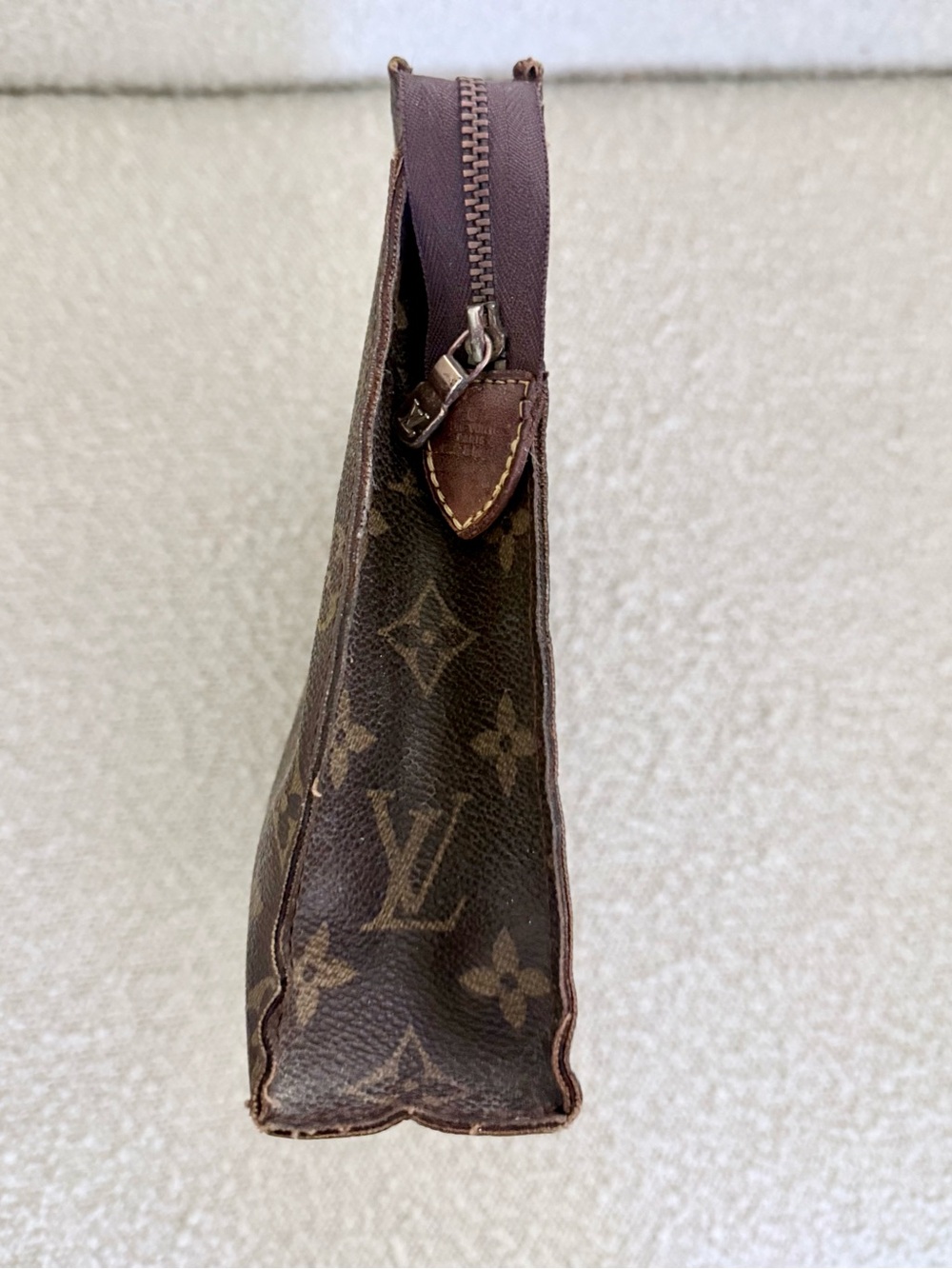 Louis Vuitton Brown Canvas Pouch with Gold Hardware - Picture 10 of 12